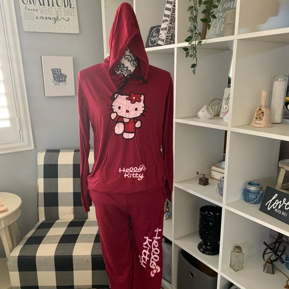 Hello Kitty - Picture 1 of 5